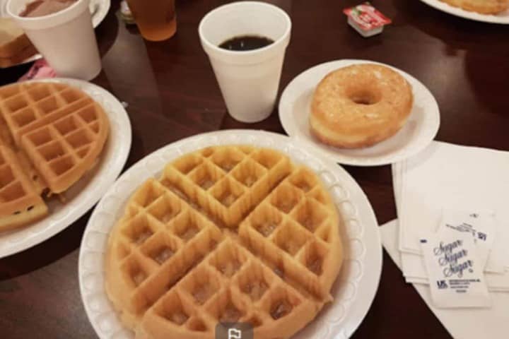 Breakfast/Coffee Service 28 of 32